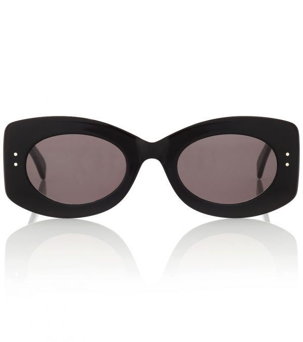 Oval sunglasses