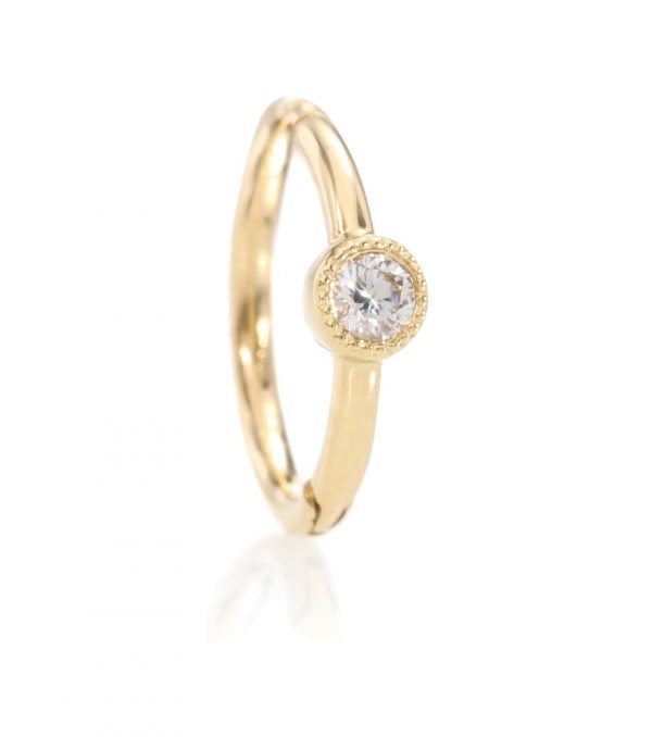 18kt yellow gold single earring with diamond