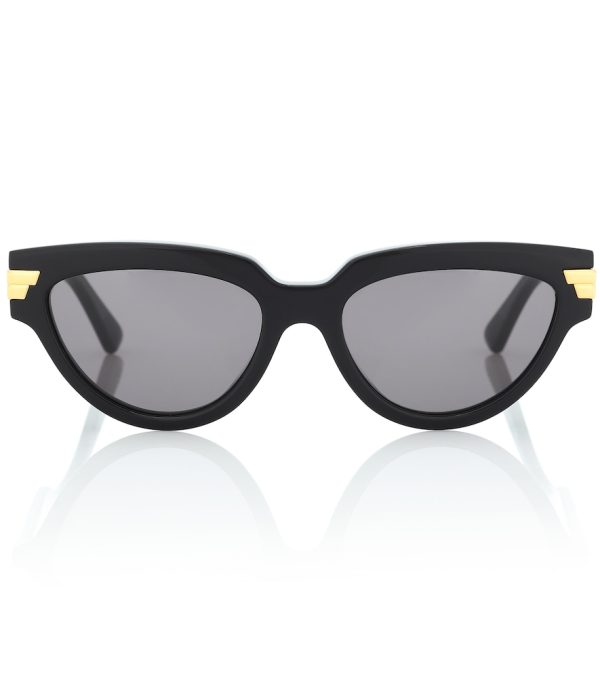 Cat-eye sunglasses