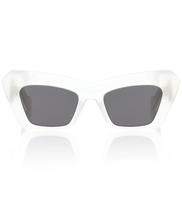 Cat-eye sunglasses