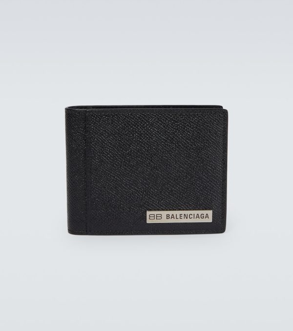 Grained leather wallet