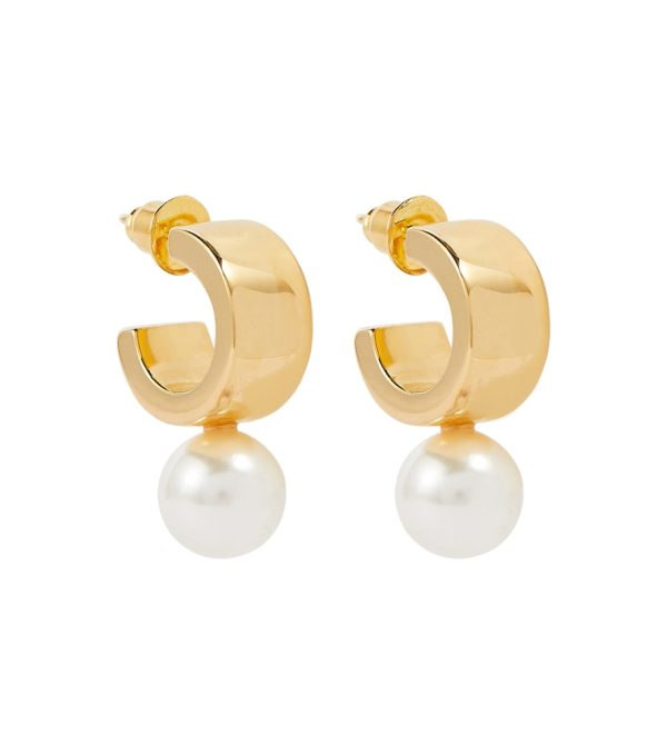 Hoop earrings with faux pearls