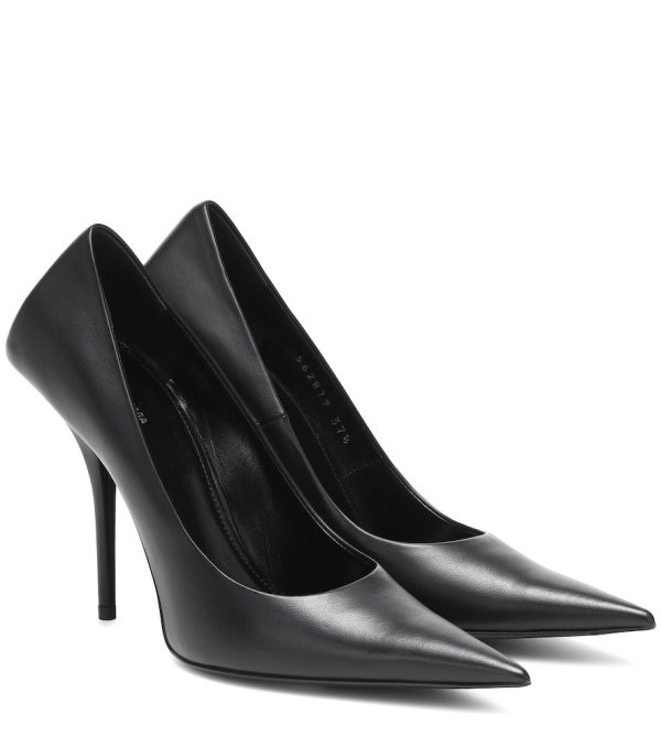 Square Knife leather pumps