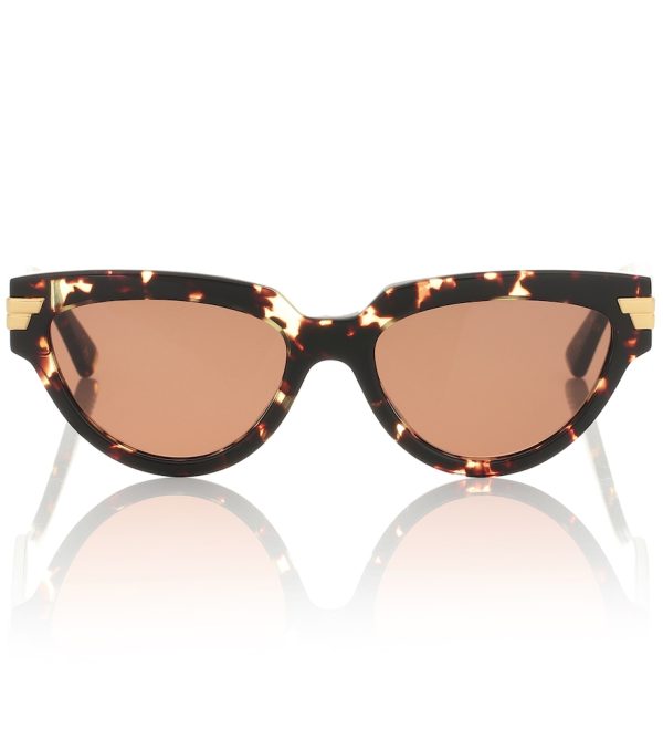 Cat-eye sunglasses