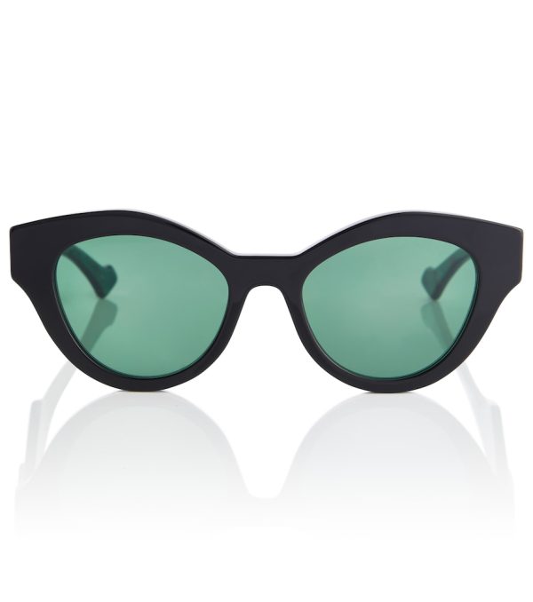 Cat-eye sunglasses