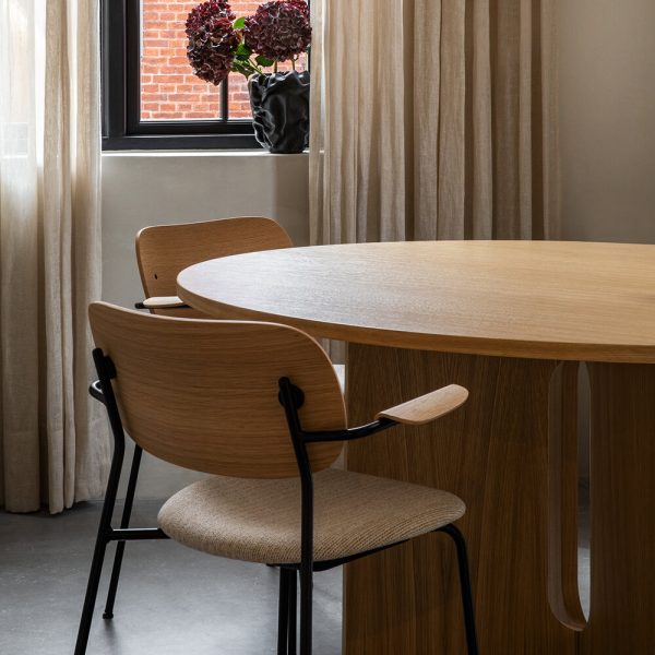 MENU - Androgyne Round Dining Table - Natural Oak