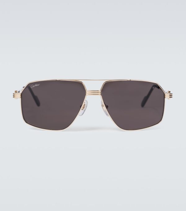 Metal aviator sunglasses