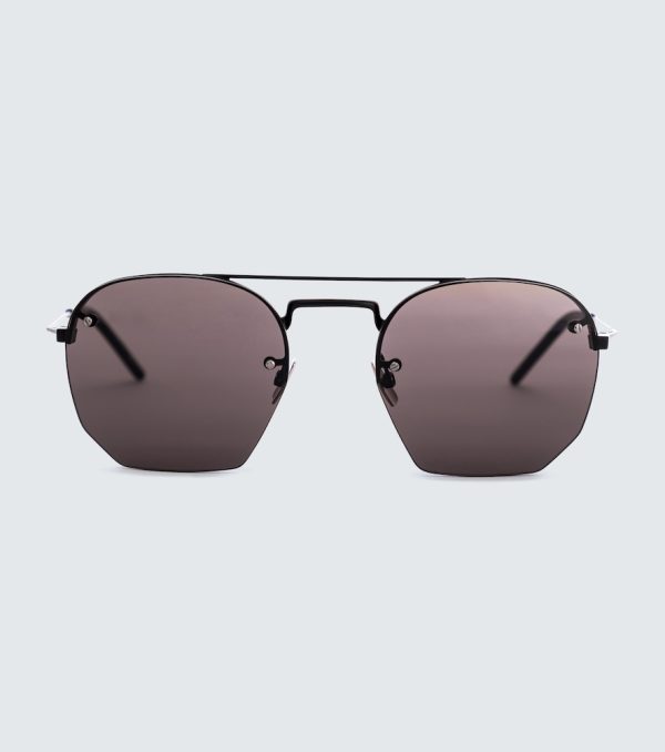 Metal aviator sunglasses