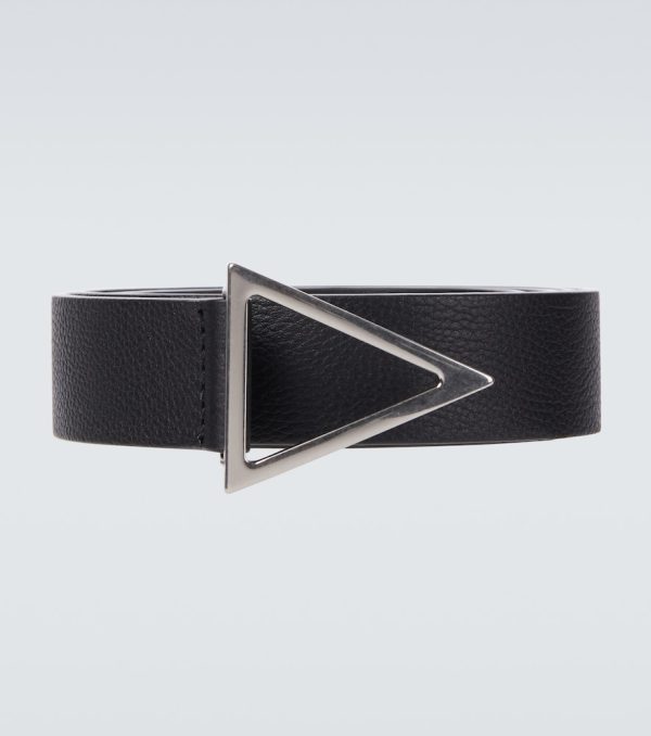Triangle buckle leather belt